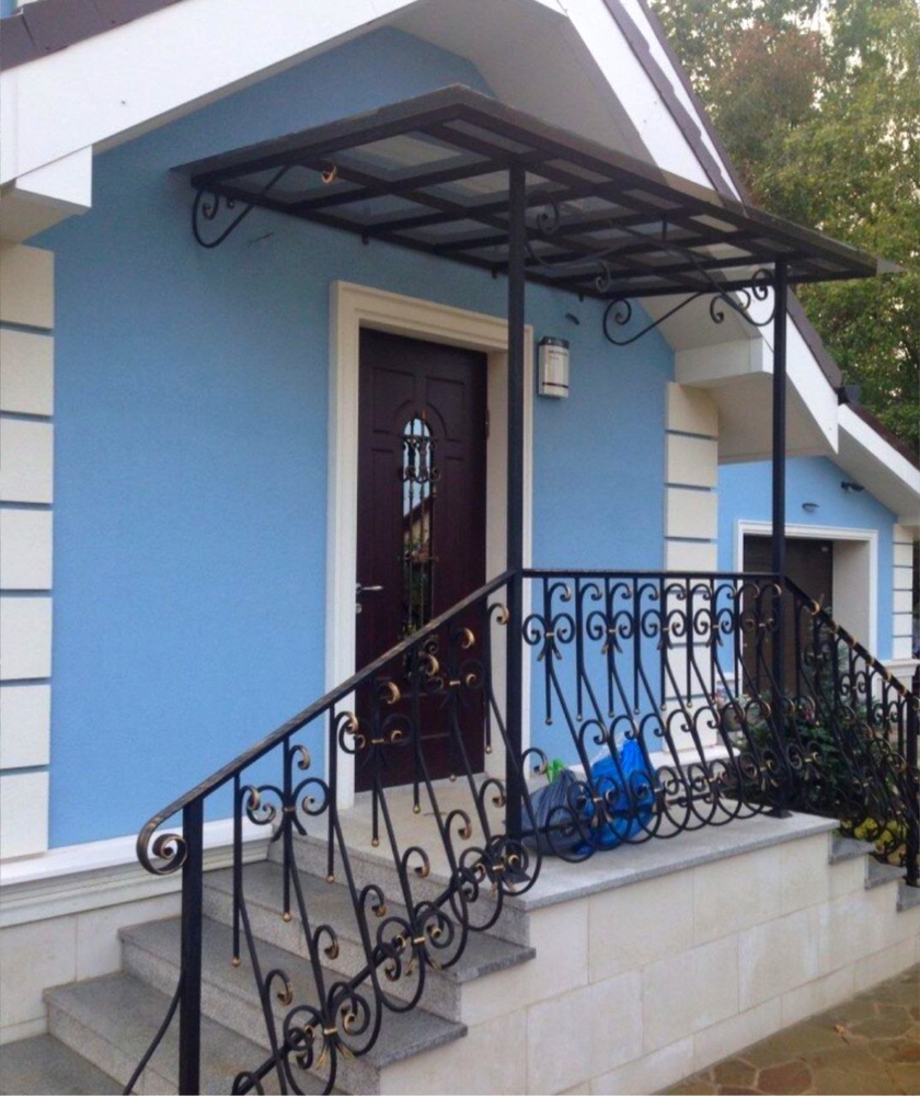 Двускатный автонавес для дачи